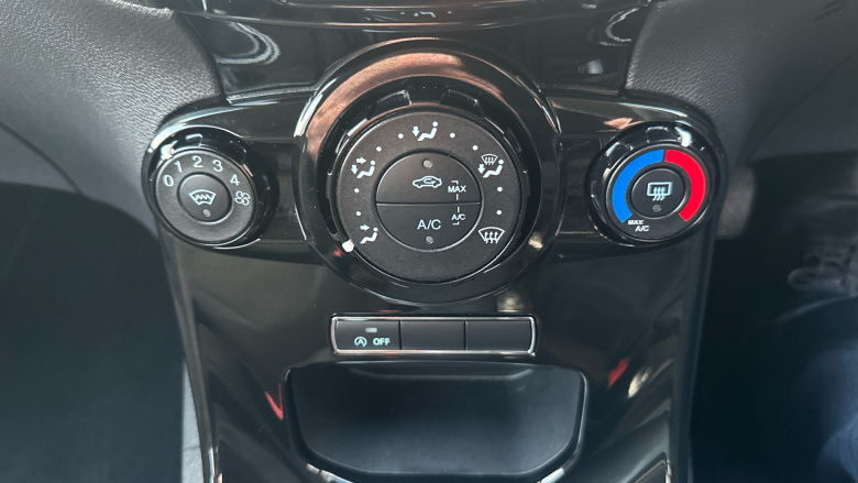 Ford Fiesta 1.0 EcoBoost Zetec 5dr Petrol Hatchback